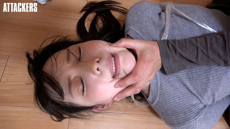 白昼に押し入った二人の強●魔。 天馬ゆいのサムネイル画像