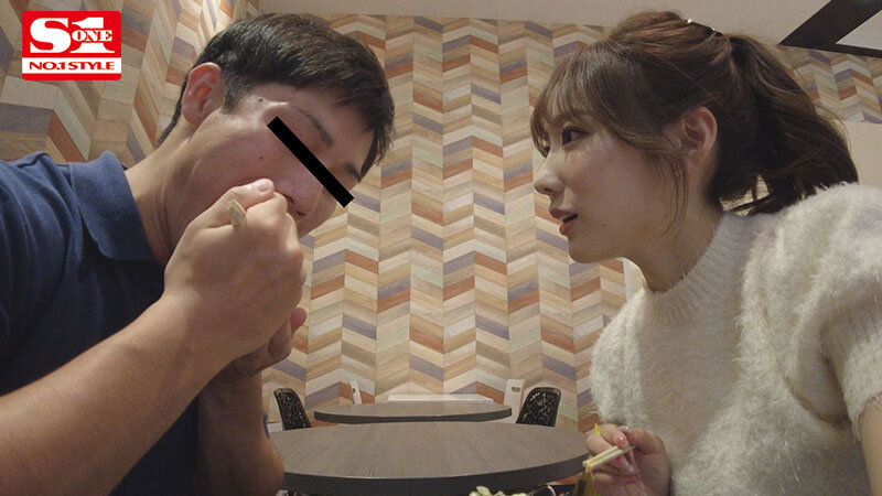 童貞だけど小宵こなんとお泊まりデートして 筆おろしさせてもらって、その後何度もSEXしたい…のサムネイル画像