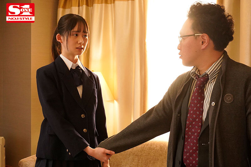 10代の私の誘惑に負けるオヤジ教師キモいって思いながらセックスしていました。 小坂七香のサムネイル画像