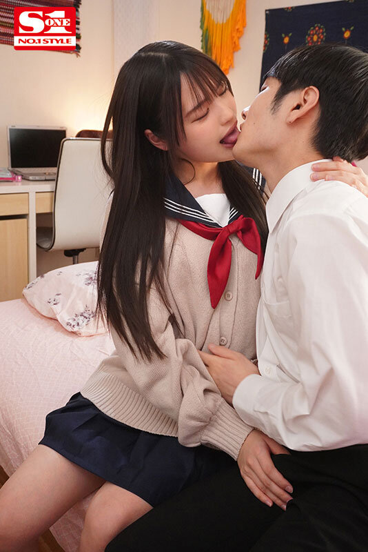 「私で試してみてもいいよ」彼女が出来たのでぽってり唇の女友達とキスの練習したら舌と唾液が絡んで来て、もう興奮が止まらない… 中森心々奈のサムネイル画像