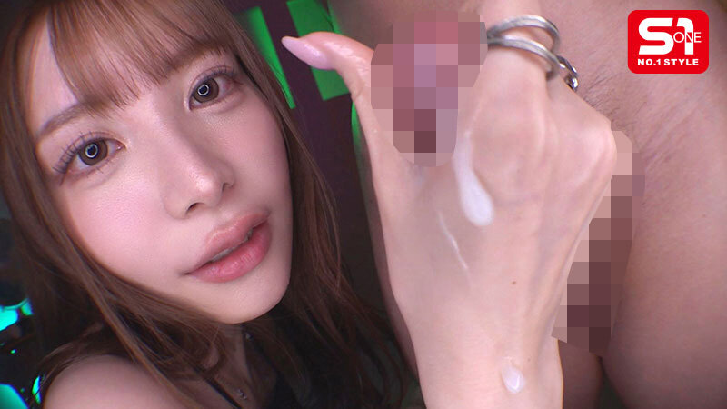 エロにオープンなイマドキ痴女に射精管理されたい 生徒を沼らせる巨乳小悪魔女教師の ささやき淫語＆絶対連射シコシコサポート 笹倉彩のサムネイル画像