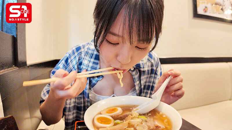 「えっここでヤルの？」密かな変態性がシコい！浅野こころのプライベートに完全密着！隙あらばいきなり即ズボッ大絶頂！前代未聞ドッキリAVドキュメントのサムネイル画像
