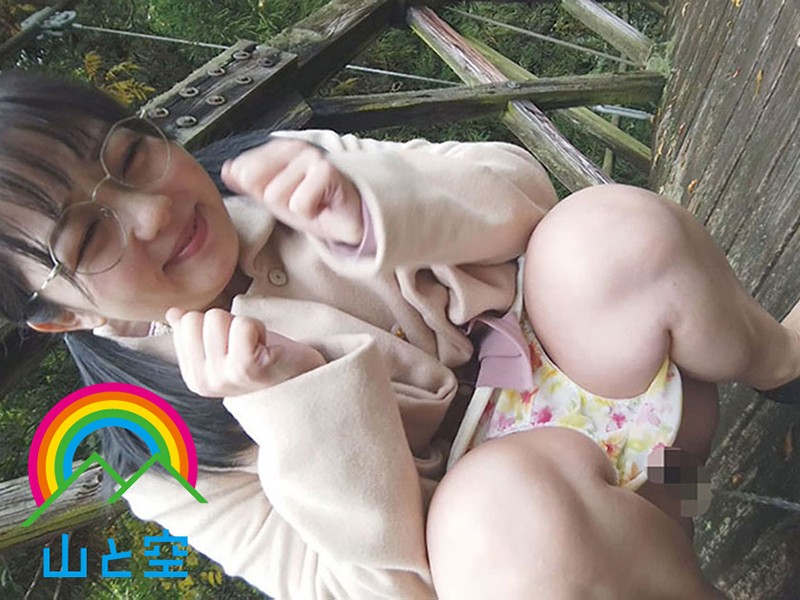 痴女っ子J系の露出記録係に任命されました。泉りおんのサムネイル画像