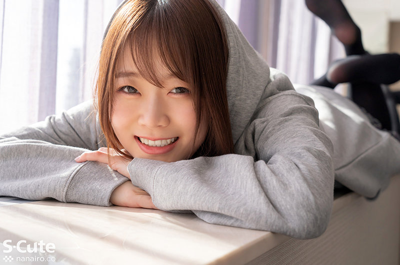 「授業サボっちゃった」有名大学に通う現役女子大生の潮吹きSEX 渡辺まおのサムネイル画像