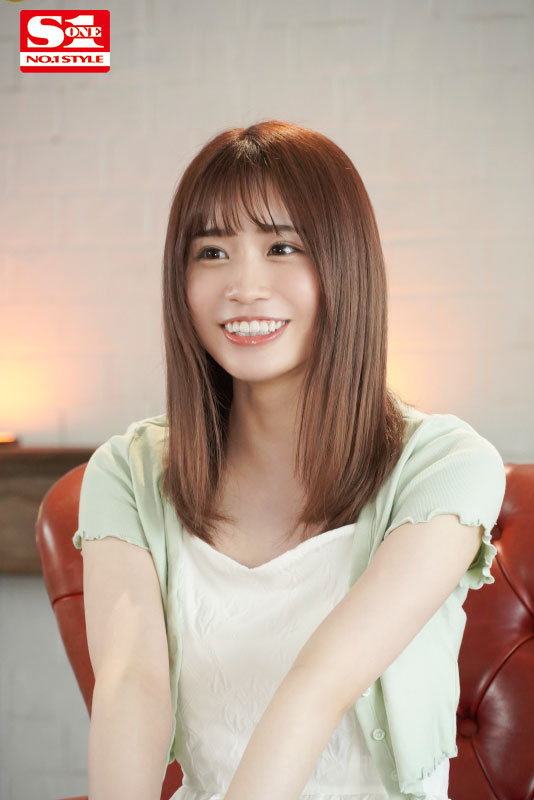 めちゃ元気でめちゃ可愛い‘未歩なな’の初・体・験3本番 激イキしまくり3時間スペシャルのサムネイル画像