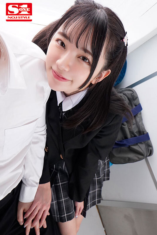 お願いされたら断れない…おっぱい出して毎日ヌクの手伝ってくれる男の言いなり同級生 宇野みれいのサムネイル画像