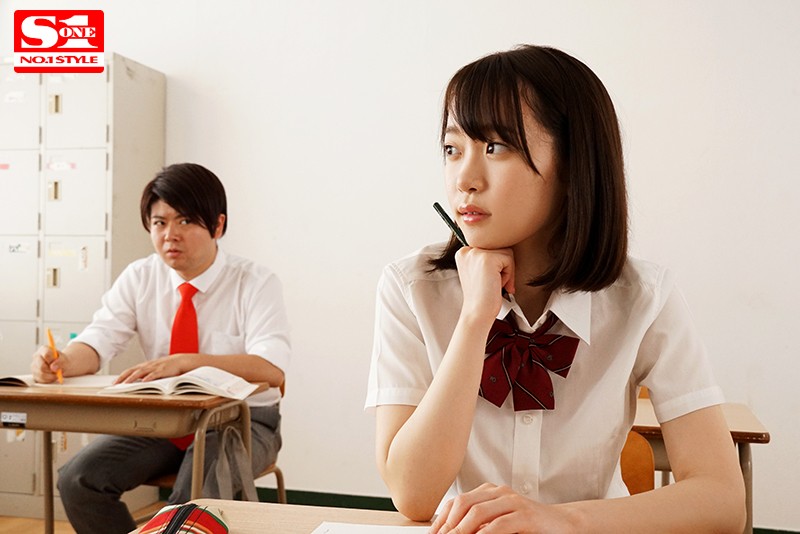 僕が先に好きだったのに―。まだ何も始まっていない片想い中のクラスメイトのSEXをただ目の前で見ることしかできなくて…。 架乃ゆらのサムネイル画像