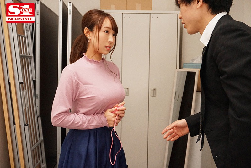無意識に男を挑発する着衣巨乳 超ラッキースケベ妄想シチュエーションSpecial 天音まひなのサムネイル画像