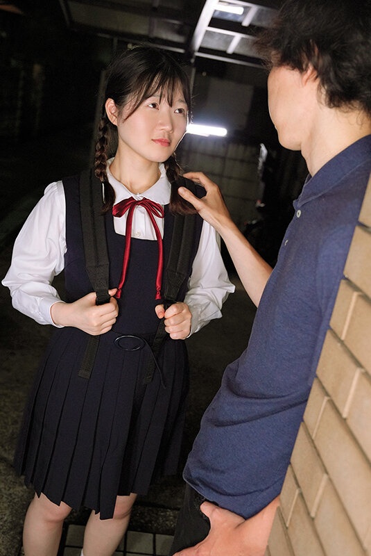 娘の友人にわいせつ中出し パイパン●学生よう 水本葉のサムネイル画像