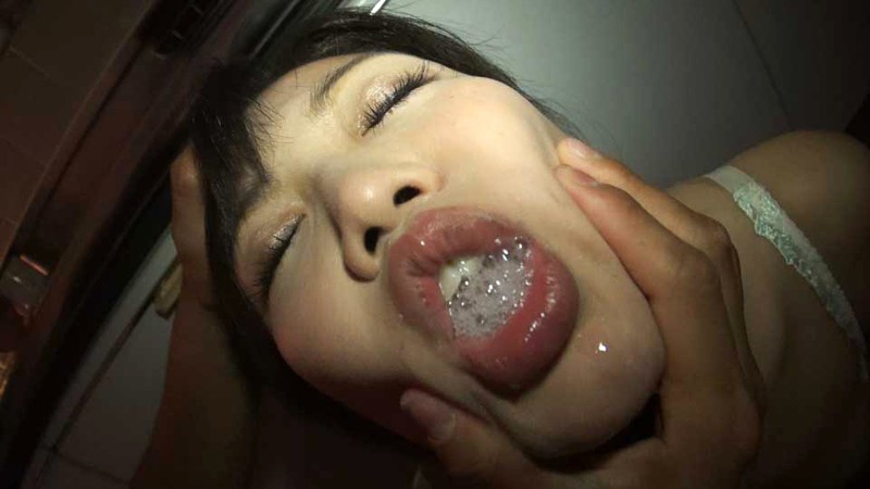 男汁漬けの淫乱狂い妻 千歳あゆみのサムネイル画像